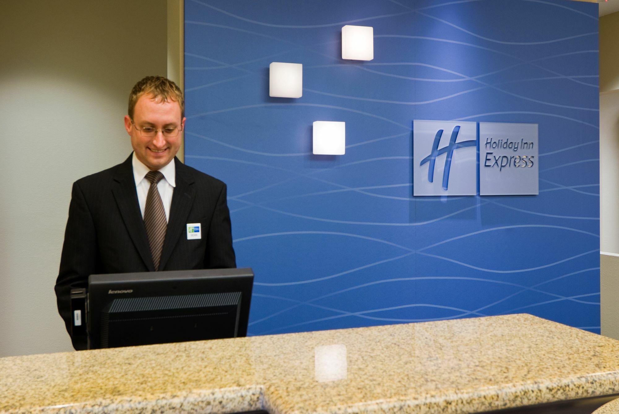 Holiday Inn Express Hotel & Suites Fort Myers East - The Forum, An Ihg Hotel Interior foto
